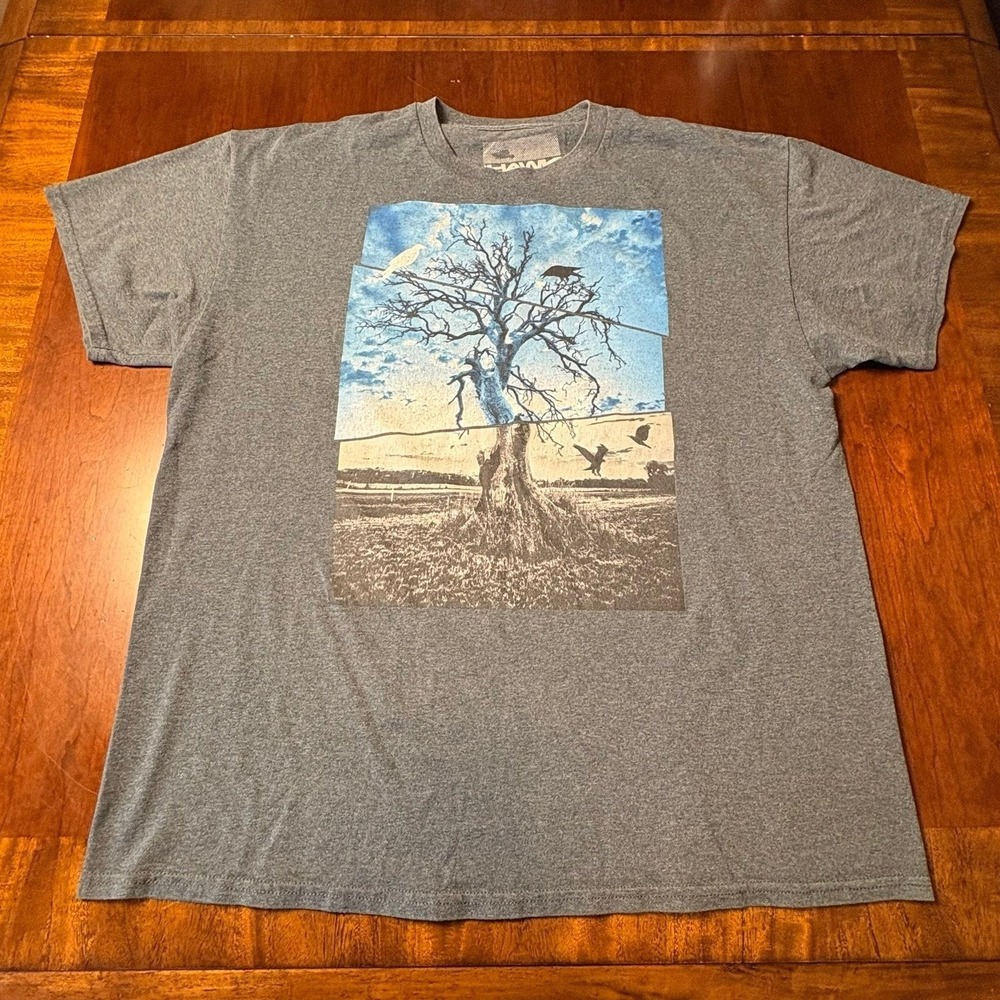 Hawk Abstract Tree Graphic T-Shirt Gray Nature Birds Tee XL